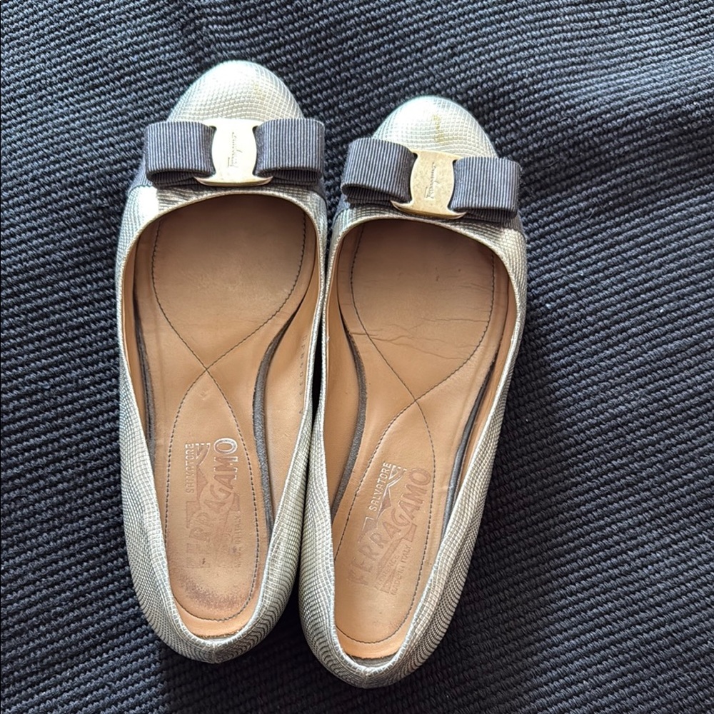 Salvatore Ferragamo Silver Varina Flats 6.5 B